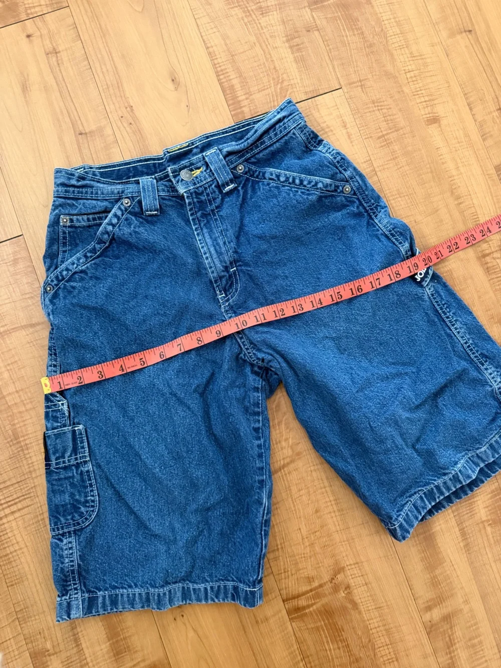 Vintage Joe Boxer Blue Denim Beach Casual Cargo Shorts with Embossed Logo Patch